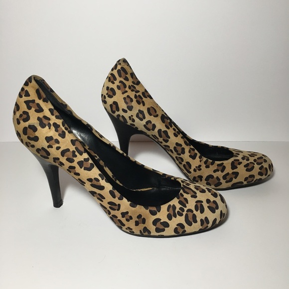 Jessica Simpson Shoes - Leopard Round-toe Pumps, Jessica Simpson size 7.